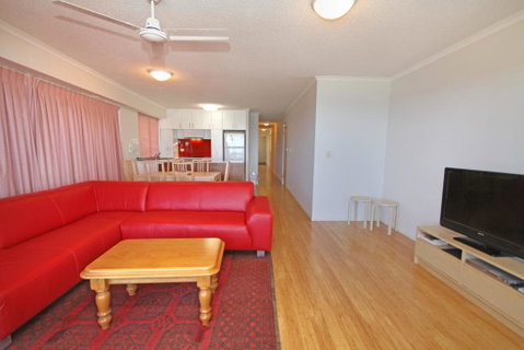 Unit 3 Phoenix Apartments, 1736 David Low Way Coolum Beach - Linen Incl. WIFI, 500 Bond - Tourism Caloundra 3