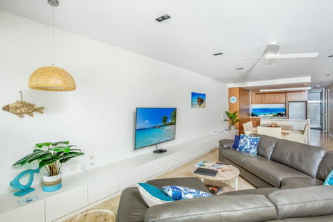 Unit 6 Plantation - Rainbow Beach, Plantation Resort, Ground Floor, Aircon, Pool, Spa - Tourism Caloundra 0