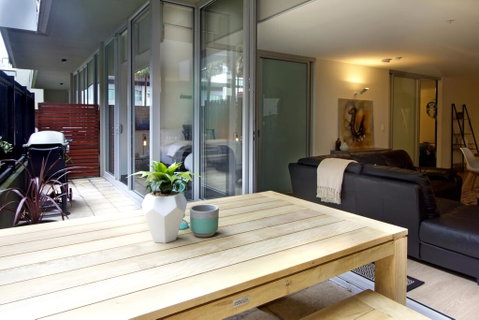 Urban Sea Drift - Pets, Pool, Gym, Parking, Beach 250m - Tourism Caloundra 1