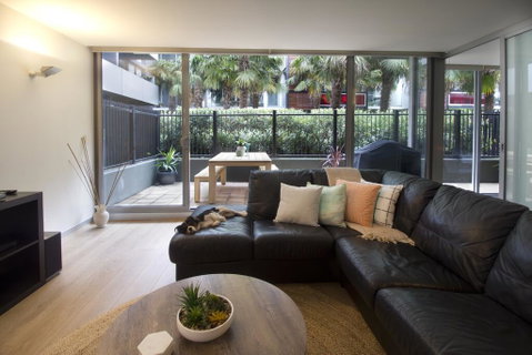Urban Sea Drift - Pets, Pool, Gym, Parking, Beach 250m - Tourism Caloundra 0