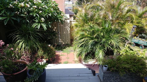 Ven & Marks Place - Tourism Caloundra 2