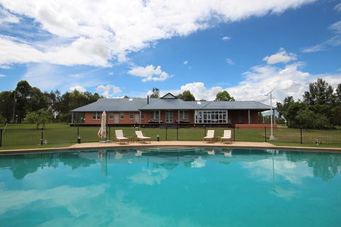 Verona House - Tourism Caloundra 0