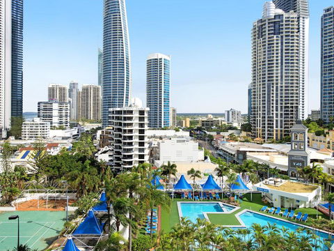 View - In Heart Of Surfers Paradise - Tourism Caloundra 0