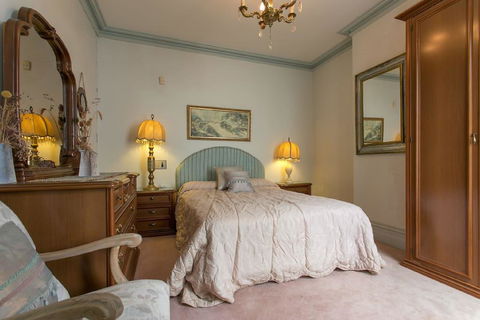 VIGNACOURT MANSION RICHMOND HILL - Tourism Caloundra 3