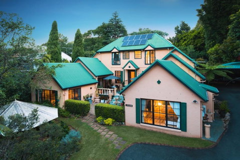 Villa Della Rosa Bed & Breakfast - Tourism Caloundra 2