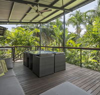 Villa Frangipani - Tourism Caloundra