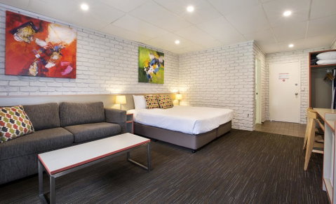 Villa Noosa Hotel - Tourism Caloundra 3