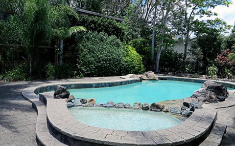 Villa Noosa Hotel - Tourism Caloundra 2