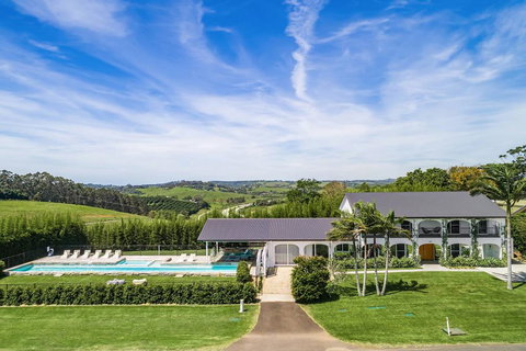 Villa St Helena - Tourism Caloundra 2