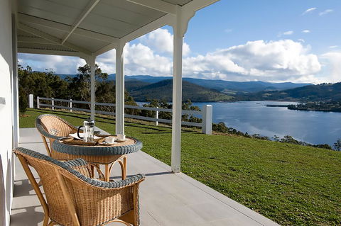Villa Talia Tasmania - Tourism Caloundra 3