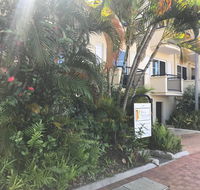 Villa Vaucluse Apartments - Tourism Caloundra