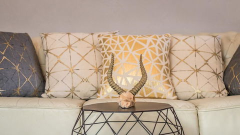 Vintage Inspired Three Bedroom Home- Heated Pool! - Tourism Caloundra 1