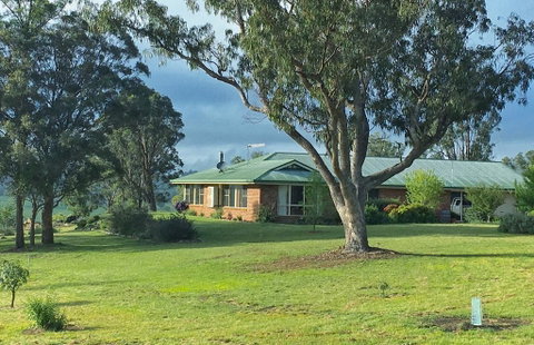 Waterfall Way Farmstay - Tourism Caloundra 0
