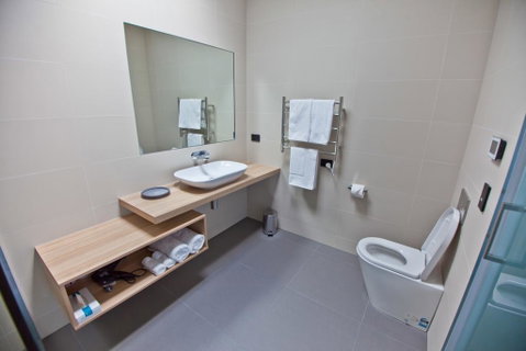Waterfront Apartments - Tourism Caloundra 2
