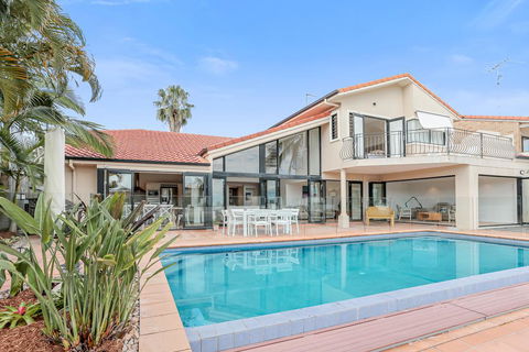 Waterfront Luxury, Noosa Heads - Tourism Caloundra 2