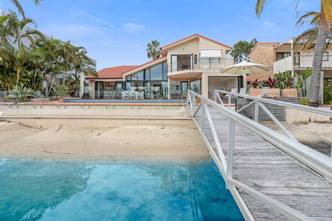 Waterfront Luxury, Noosa Heads - Tourism Caloundra 1