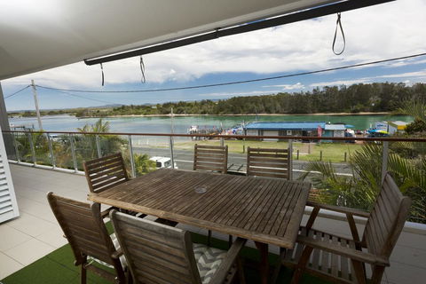 Waterline 202 - Tourism Caloundra 1