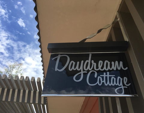 Daydream Cottage - Tourism Caloundra 13
