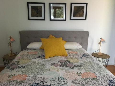 Daydream Cottage - Tourism Caloundra 1