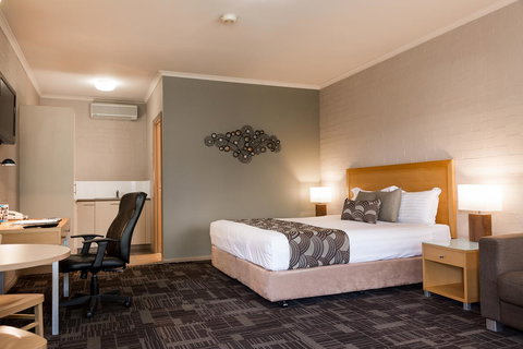 Blazing Stump Motel & Suites - Tourism Caloundra 15