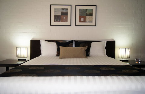 Blazing Stump Motel & Suites - Tourism Caloundra 10