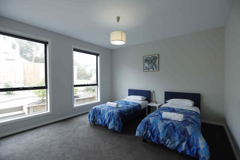 Apollo Bay Seal Apartments - Tourism Caloundra 28