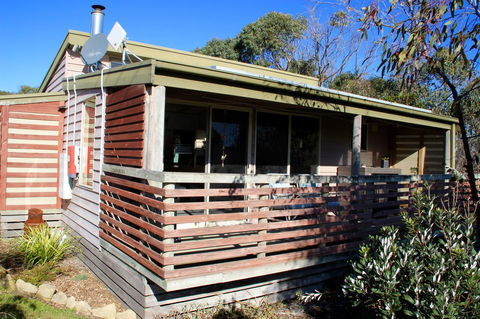 The PC Cottage - Tourism Caloundra 7