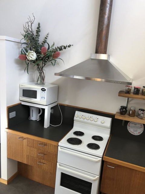 The PC Cottage - Tourism Caloundra 17