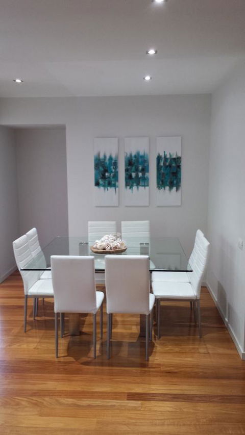 Central To Cowes - Tourism Caloundra 5