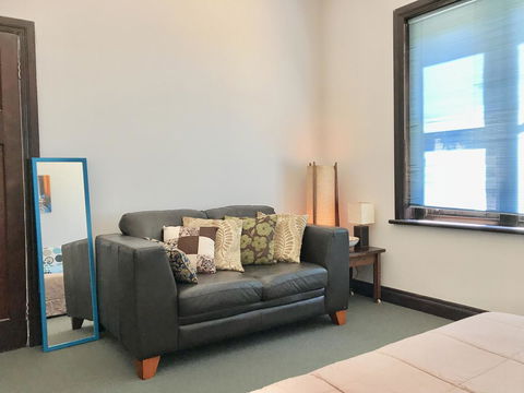 Hillâ€™s Creek Holiday Home - Tourism Caloundra 13