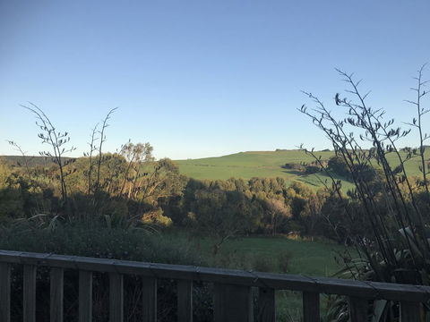 Hillâ€™s Creek Holiday Home - Tourism Caloundra 16