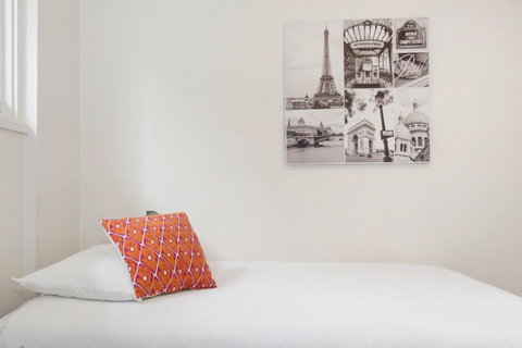 Melbourne Villa - Tourism Caloundra 33