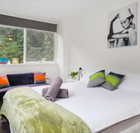 Melbourne Villa - Tourism Caloundra