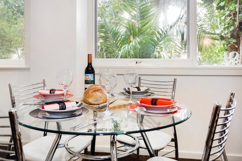 Melbourne Villa - Tourism Caloundra 6