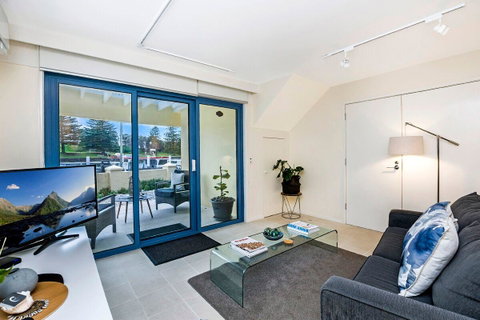 Edge17 Port Fairy Wharf - Tourism Caloundra 15