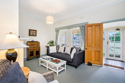 Edge17 Port Fairy Wharf - Tourism Caloundra 1