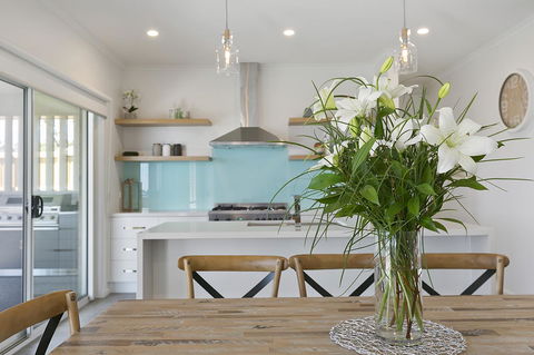 Tidal Changes - Rejuvenate Stays - Tourism Caloundra 12