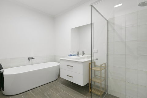 Tidal Changes - Rejuvenate Stays - Tourism Caloundra 8