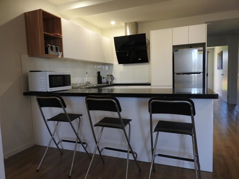 Phillip Island Towers - Tourism Caloundra 18