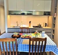 Camberwell Burke Road Apartment - Tourism Caloundra
