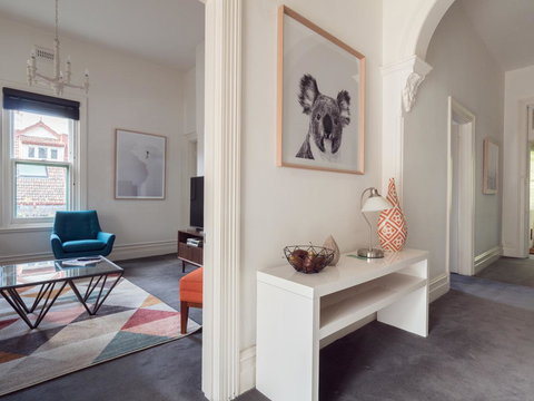 LittleStay Airlie - 2 Bedroom House - Tourism Caloundra 3