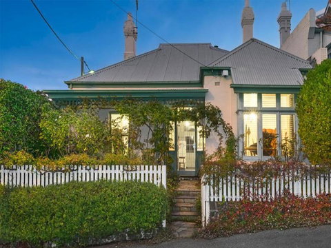 LittleStay Airlie - 2 Bedroom House - Tourism Caloundra 2