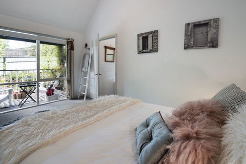 Cottage 4A - Tourism Caloundra 2