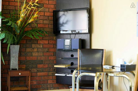 Cottages For Two - Tourism Caloundra 16
