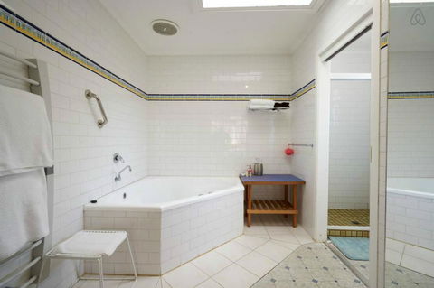 Cottages For Two - Tourism Caloundra 14