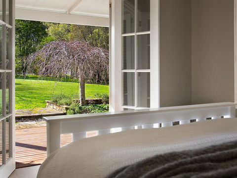 Green Gully House - Tourism Caloundra 16