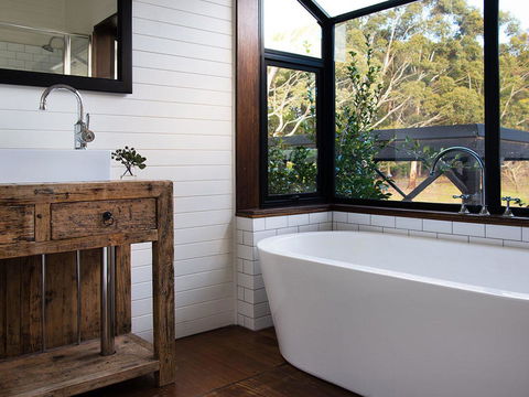 Green Gully House - Tourism Caloundra 3
