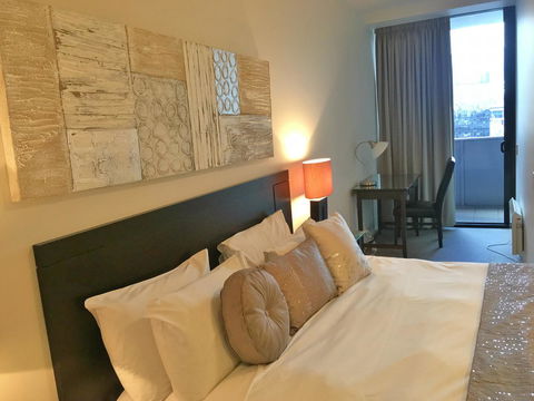 Dockland Kings Lucky 805 - Tourism Caloundra 11