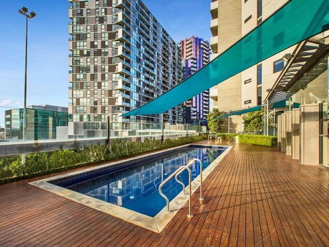 Dockland Kings Lucky 805 - Tourism Caloundra 4