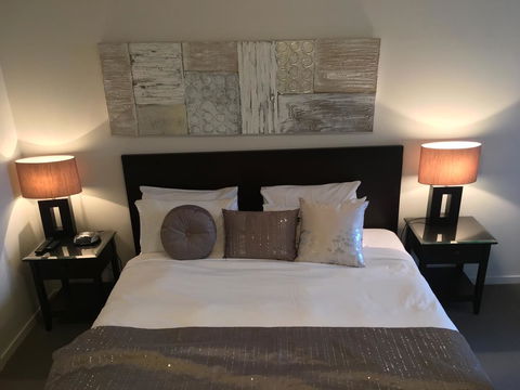 Dockland Kings Lucky 805 - Tourism Caloundra 20
